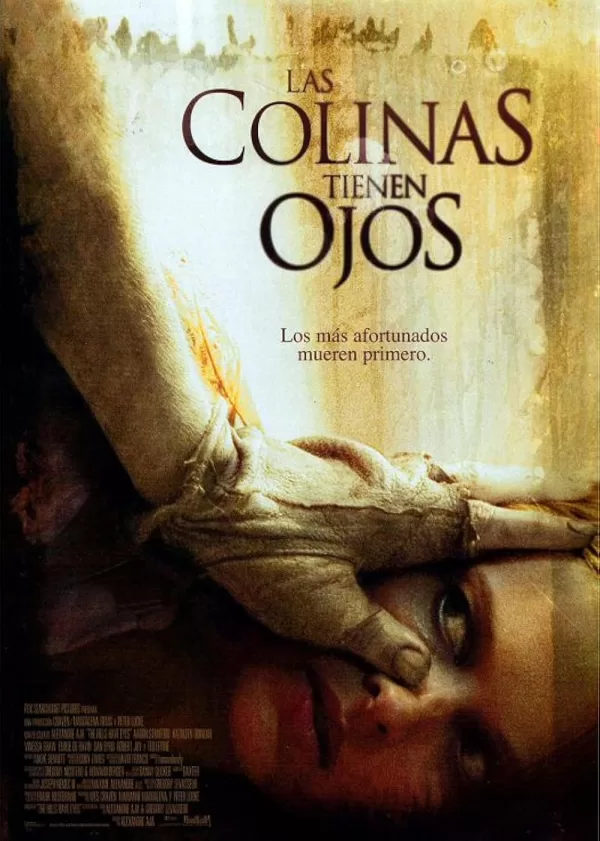 Poster de La colina tiene ojos - Reboot